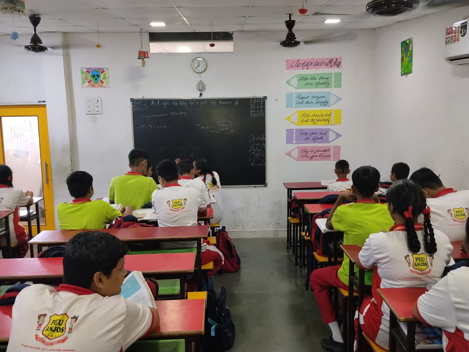 Meera's Academy Class Rooms